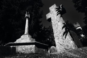 Black and white photography: contrast, shape and form Black and white photography: contrast, shape and form