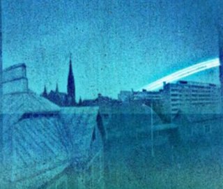 Construct an Ultra-Slow Pinhole Camera to Create Surreal Photos